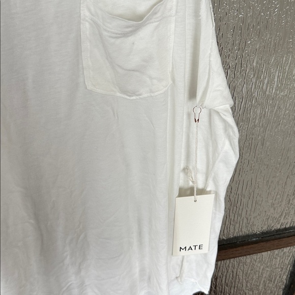 Mate the label Women's White Sleeveless Top in medium. - Picture 2 of 7